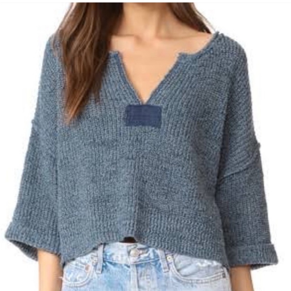 Women's Blue Knit Sweater